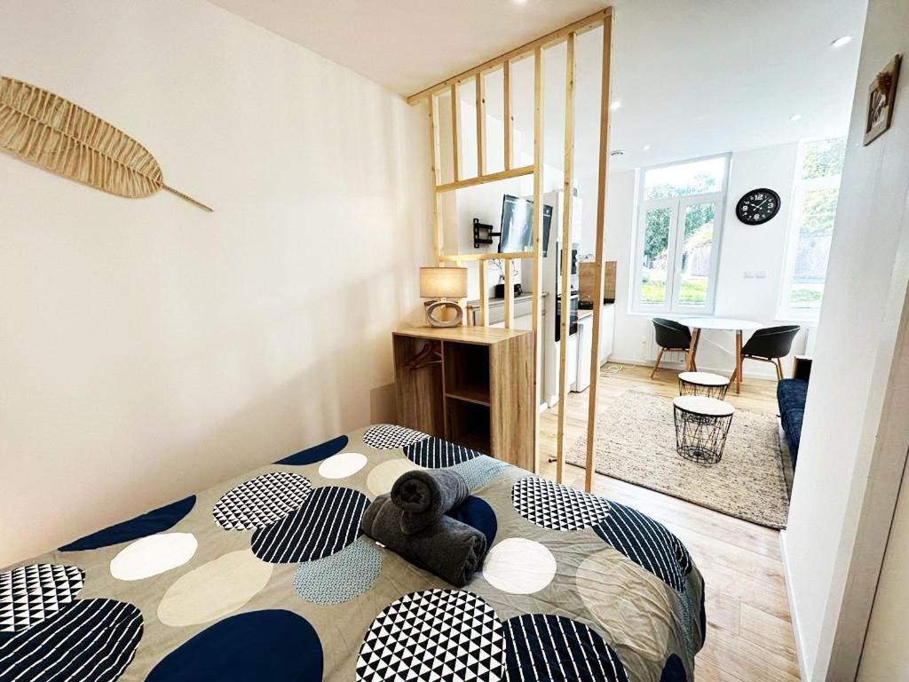 Lerelaisdodileqsl - Cambrai - Hyper Centre - Free Wifi - Ideal Couple & Famille Εξωτερικό φωτογραφία